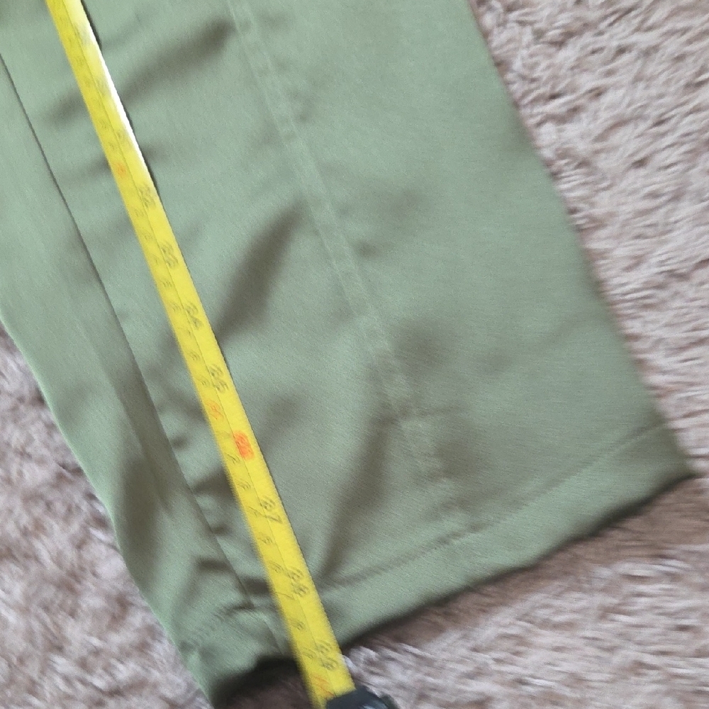 Bailey 44 Sage Green Apparel - Picture 4 of 7